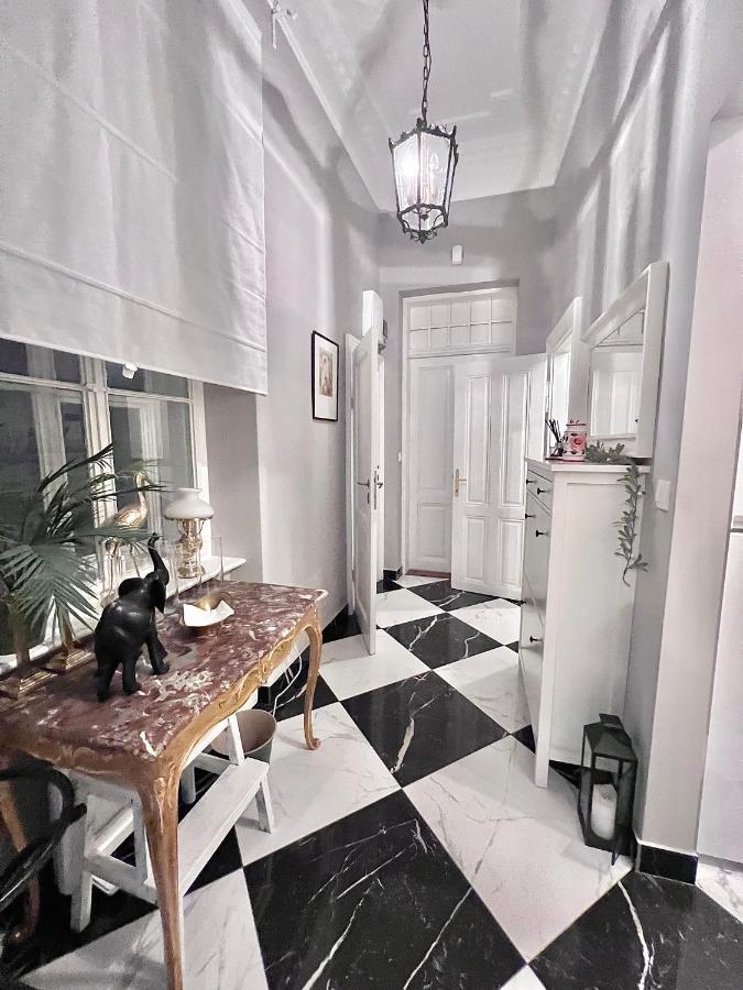 Central Dainty - Boutique Apartment In Zagreb City Centre Buitenkant foto