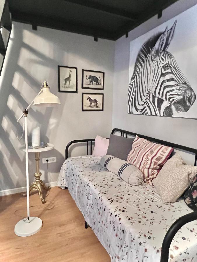 Central Dainty - Boutique Apartment In Zagreb City Centre Buitenkant foto